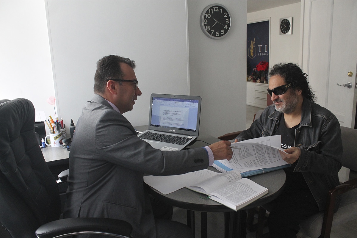 En TIC Abogados brindamos asesoría y representación jurídica a trabajadores y empleadores en conflictos laborales, garantizando el cumplimiento de la normativa vigente y desarrollando estrategias legales orientadas a proteger la estabilidad económica y los derechos laborales.